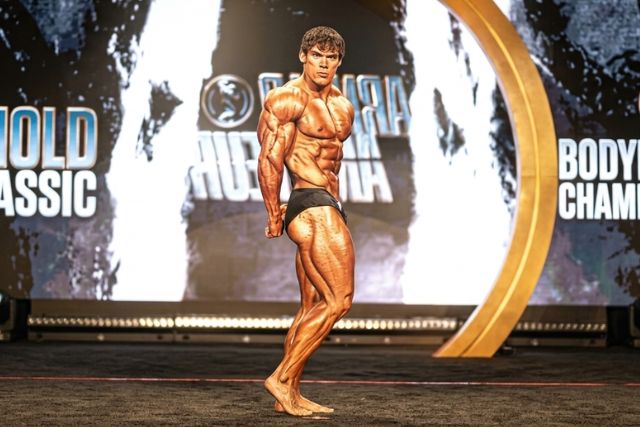 Did Sam Sulek win the Arnold Classic in 2026?